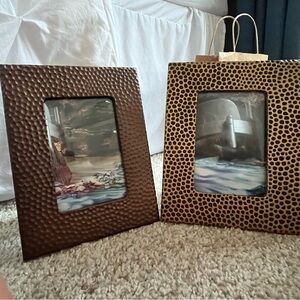 Metal photo frame duo